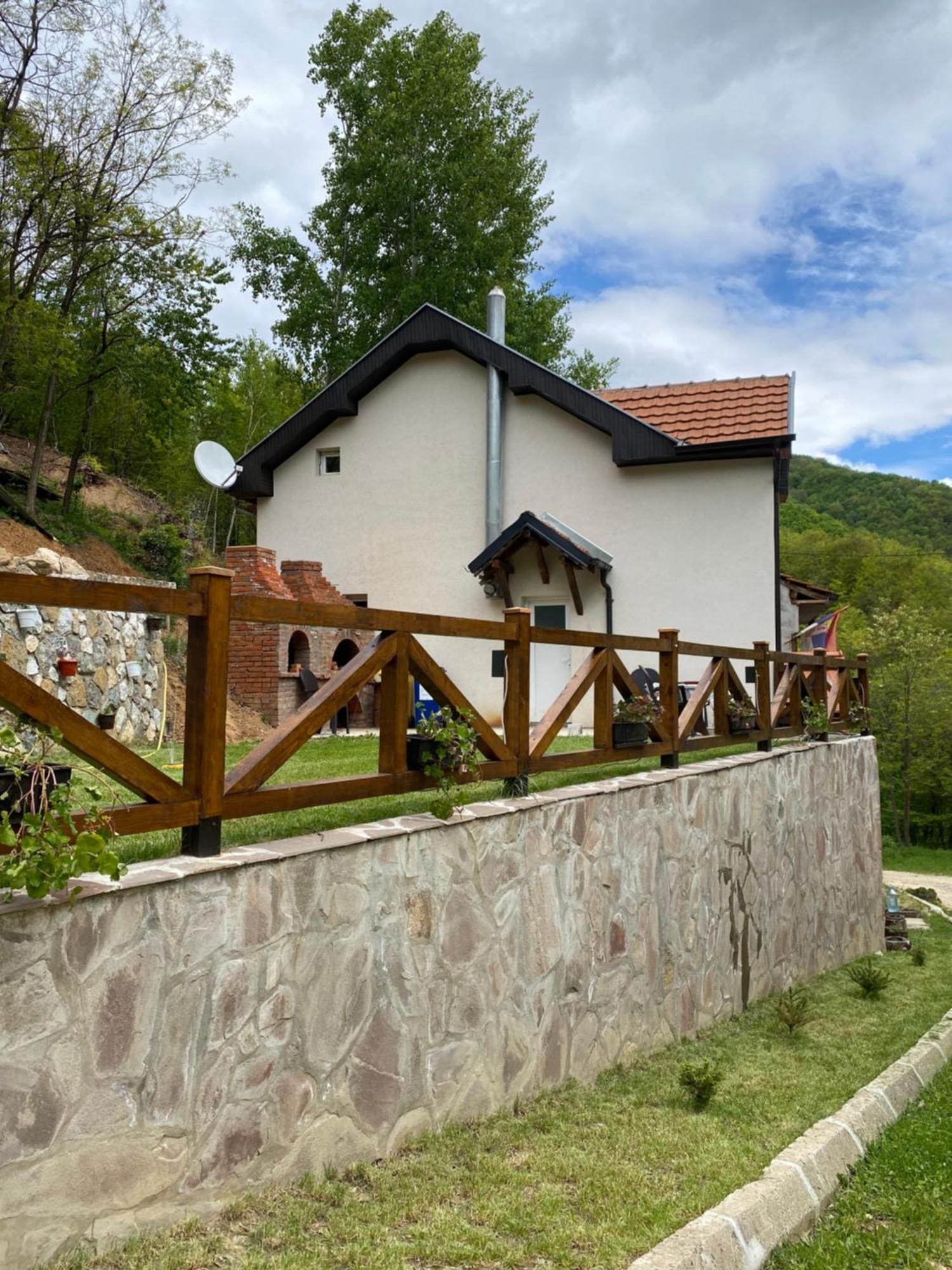 Kuca Za Odmor ,,Balkan” Crni Vrh エクステリア 写真